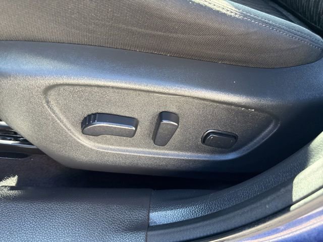 Used 2019 Nissan Rogue SV w/ Premium Package image 13