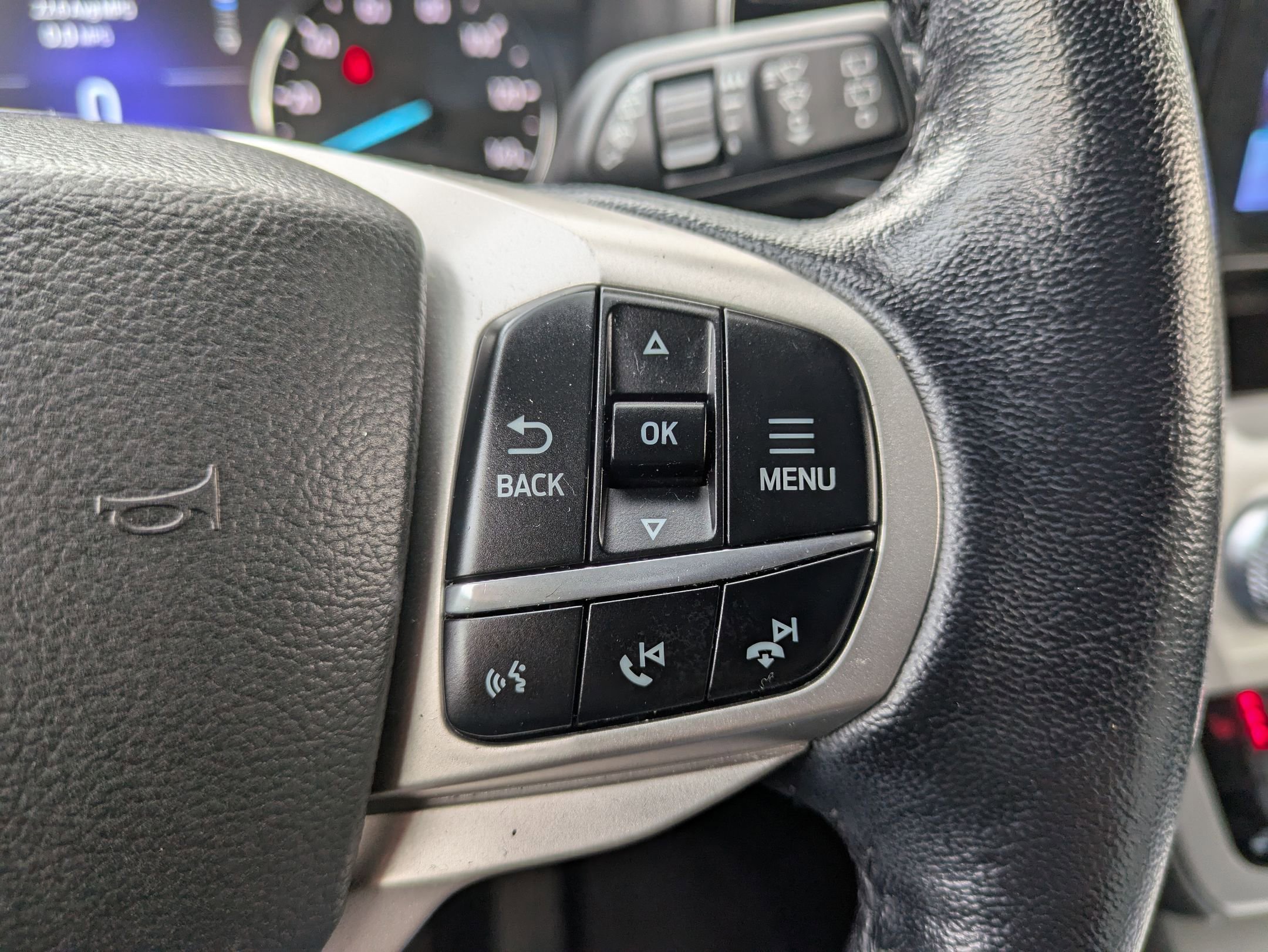 Used 2021 Ford Explorer XLT w/ Equipment Group 202A image 19