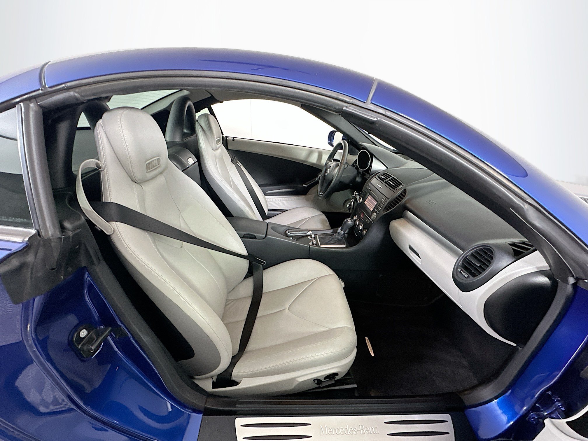 Used 2009 Mercedes-Benz SLK 350 image 26