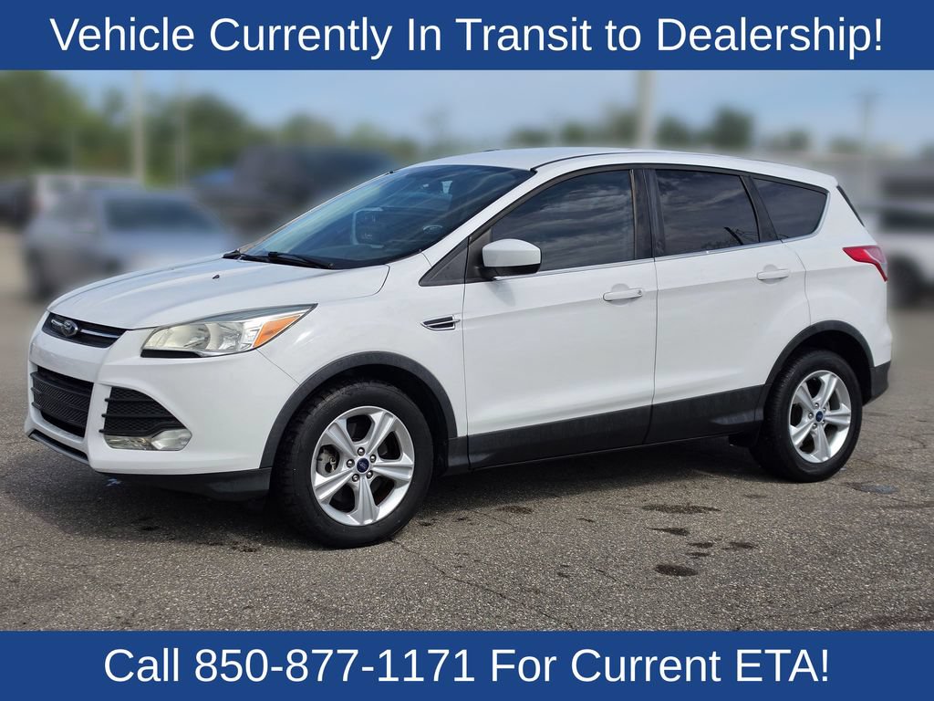 Used 2015 Ford Escape SE FWD image 1
