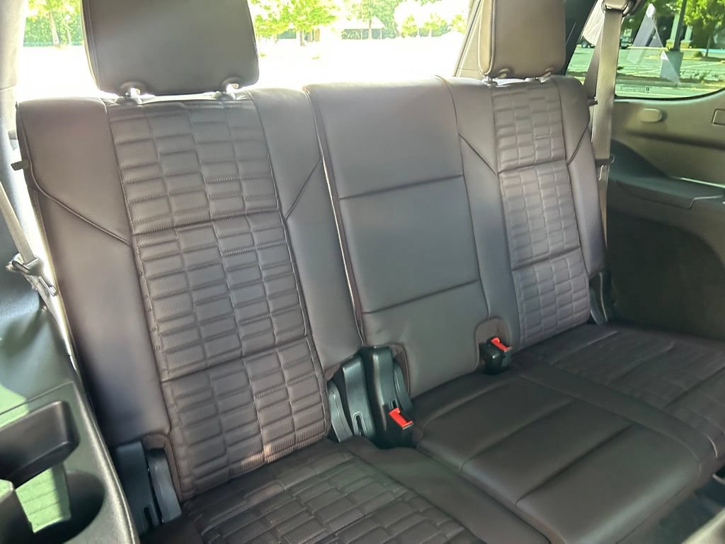 Used 2023 Cadillac Escalade V w/ LPO, ONYX Package AWD/4WD image 48