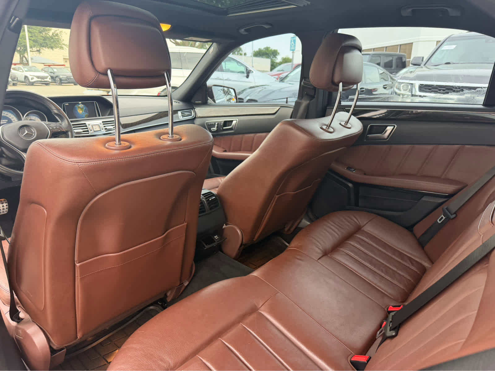 Used 2016 Mercedes-Benz E 350 Sedan image 16