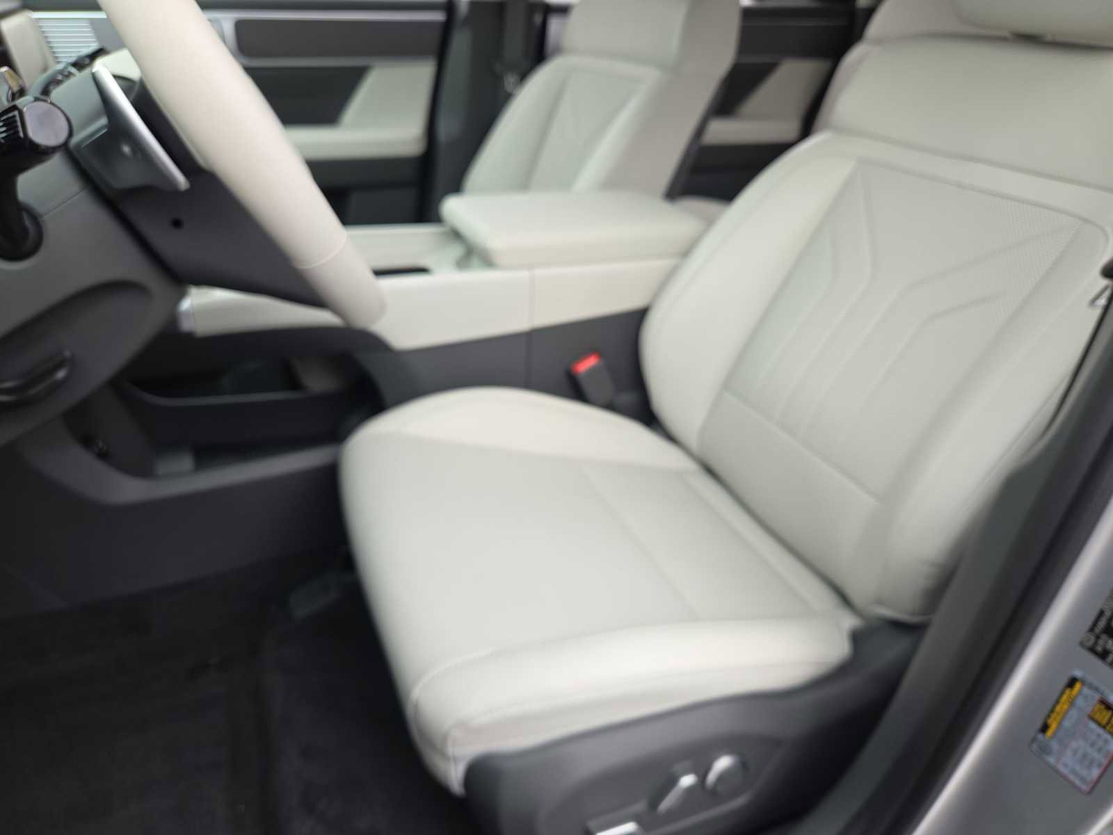 New 2026 Hyundai Santa Fe SEL FWD image 16