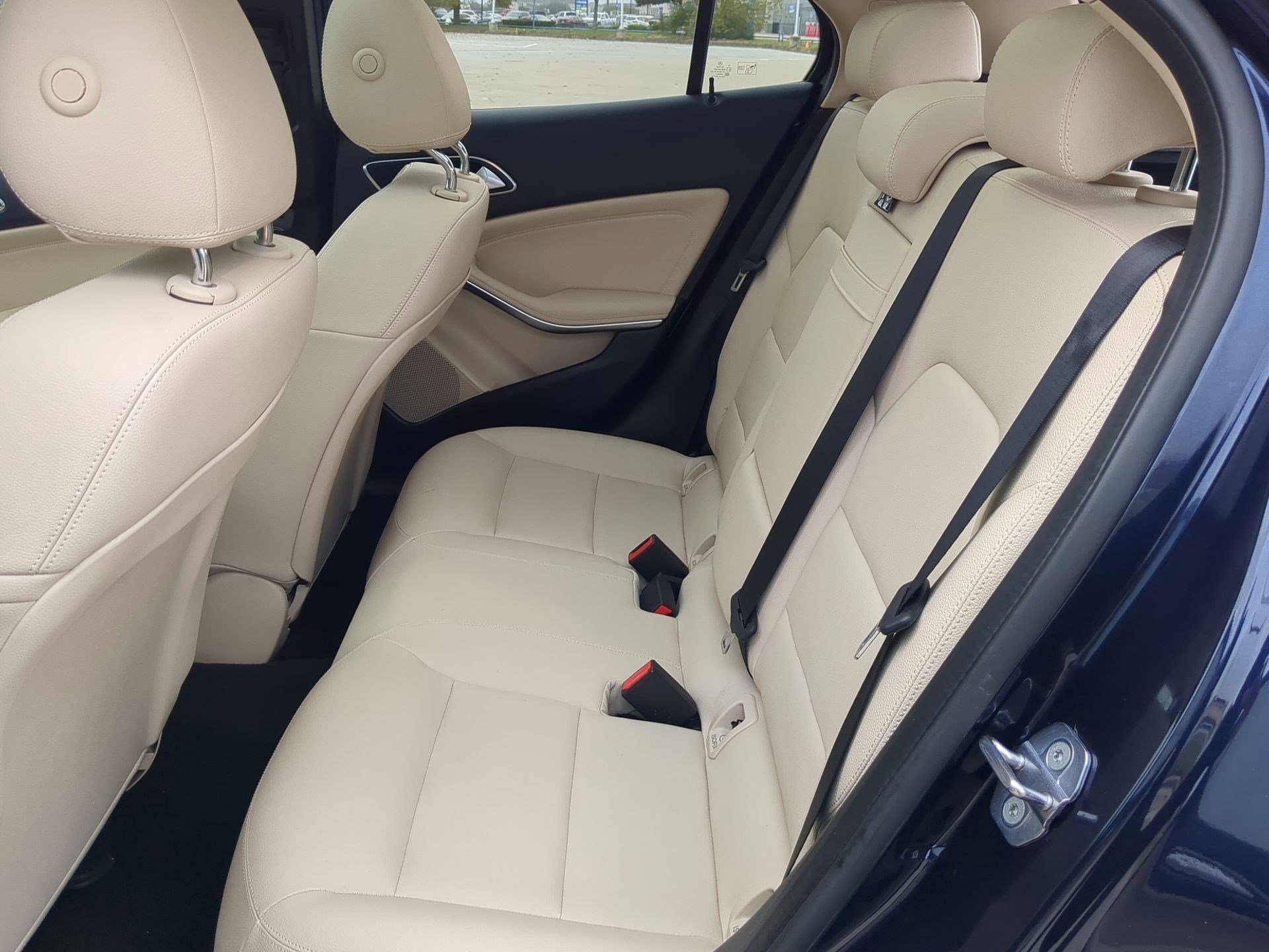 Used 2019 Mercedes-Benz GLA 250 image 28