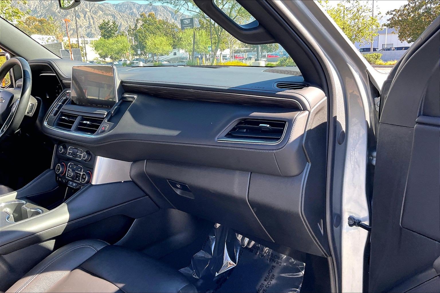 Used 2024 Chevrolet Tahoe LT RWD image 18