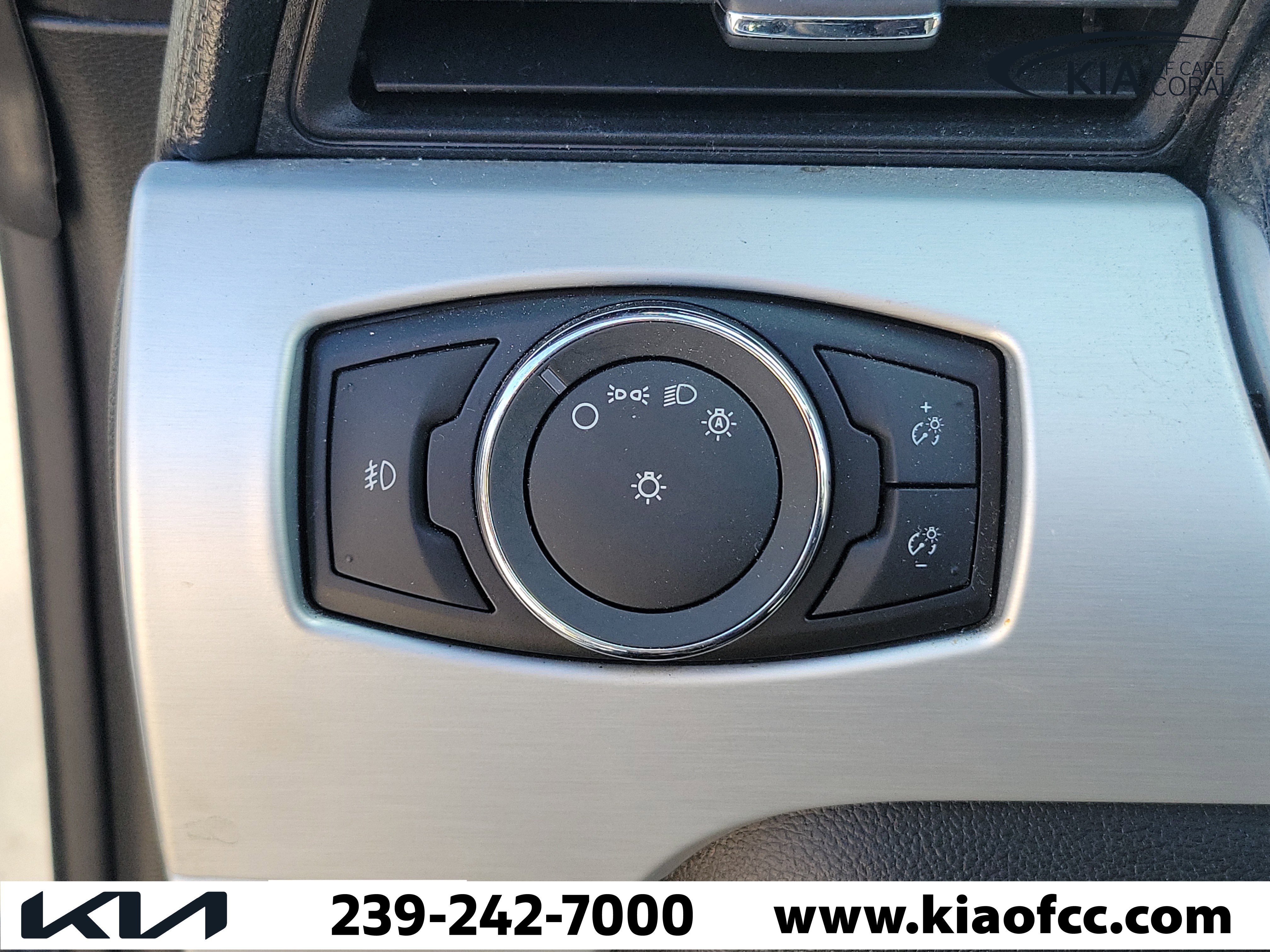 Used 2016 Ford Mustang Premium RWD image 15