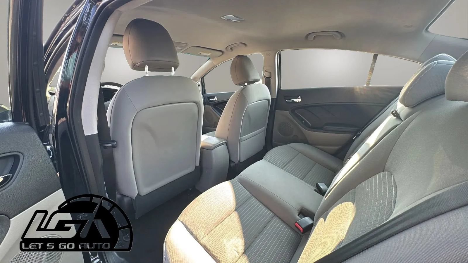 Used 2015 Kia Forte LX w/ Popular Package FWD image 14