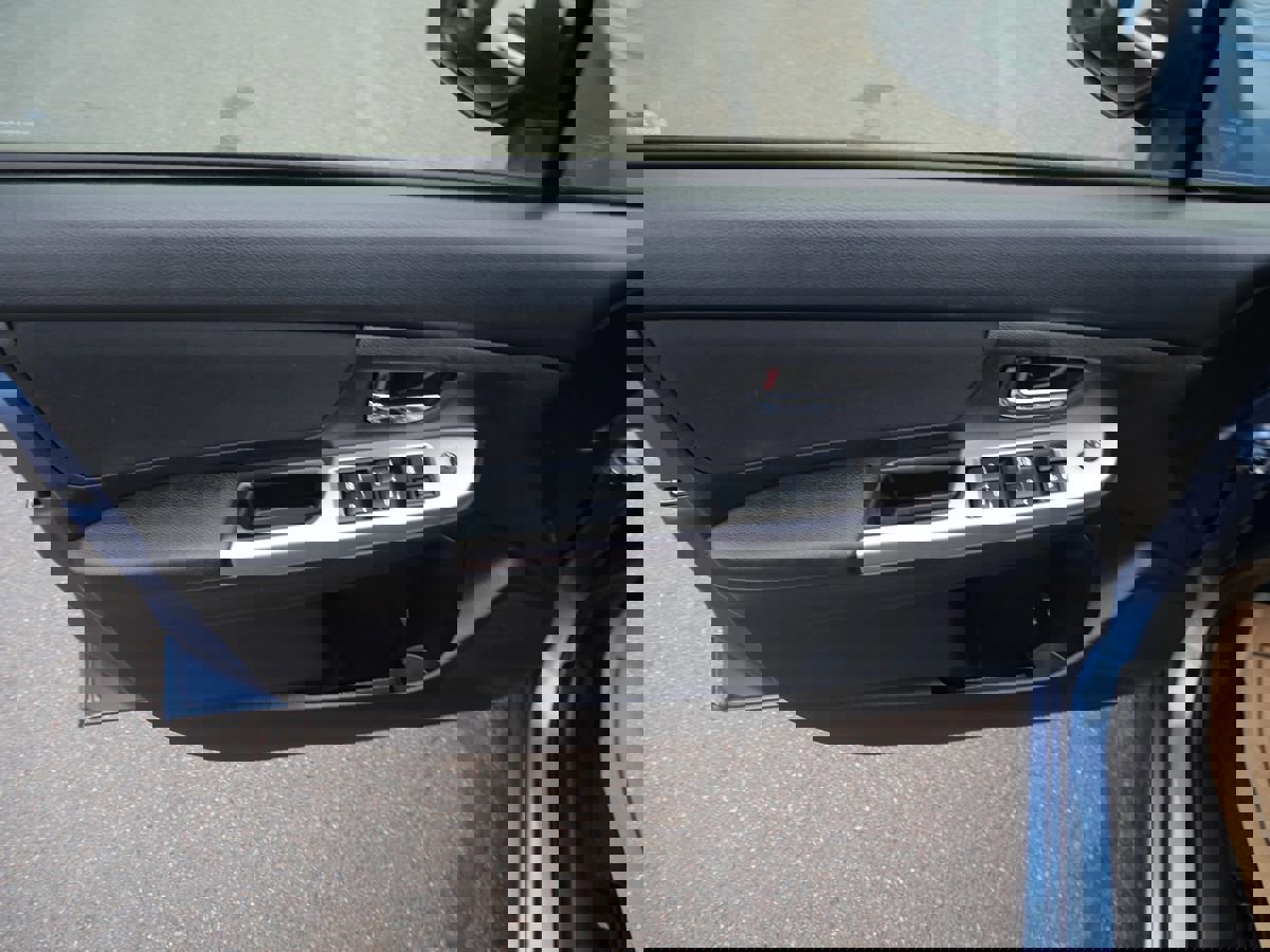 Used 2015 Subaru Impreza 2.0i Premium image 14