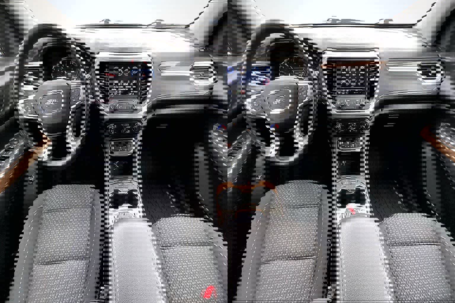 Used 2023 GMC Acadia SLE w/ Driver Convenience Package image 10