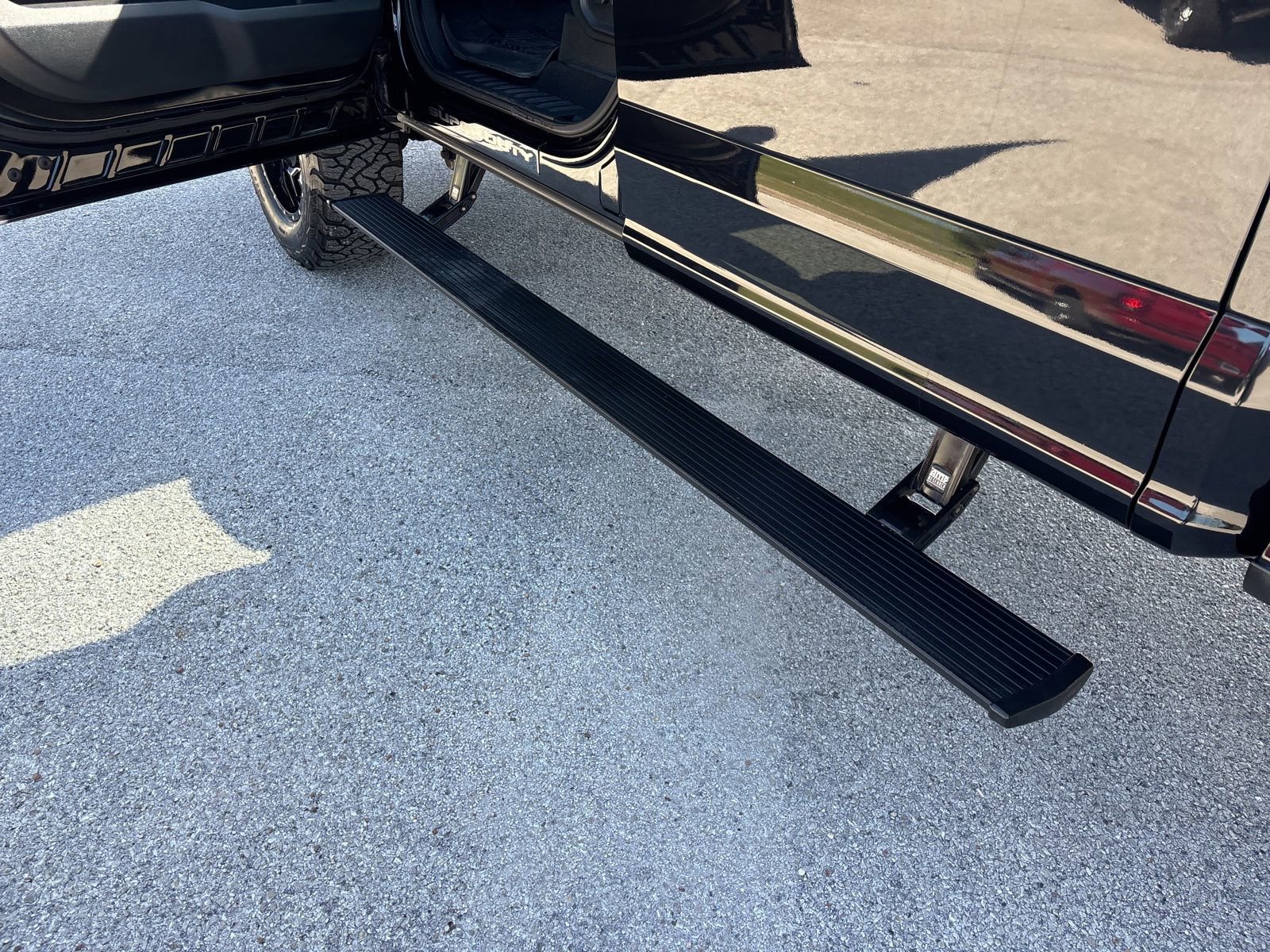 Used 2021 Ford F250 Lariat image 10