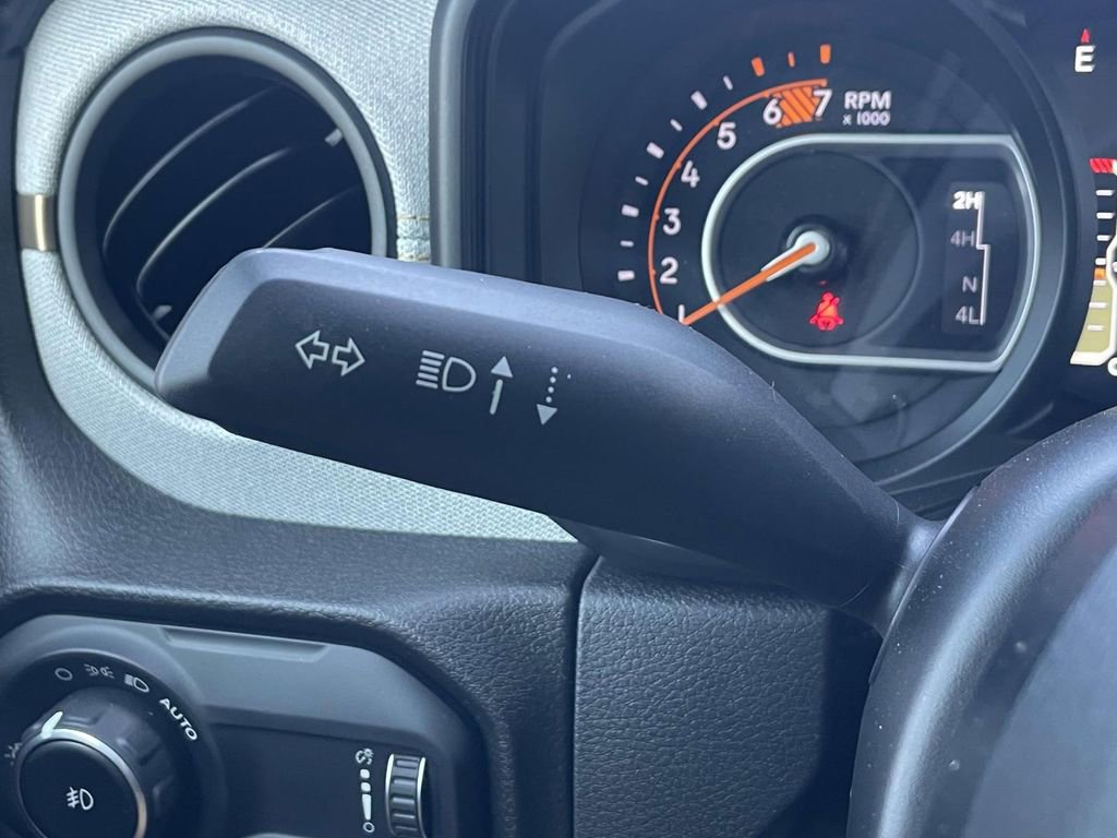 New 2025 Jeep Wrangler Unlimited Sport image 32