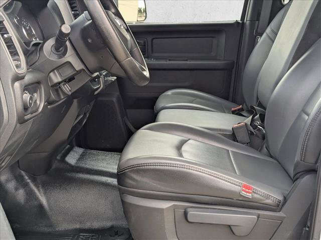 Used 2021 RAM 2500 Tradesman w/ Chrome Appearance Group RWD image 16
