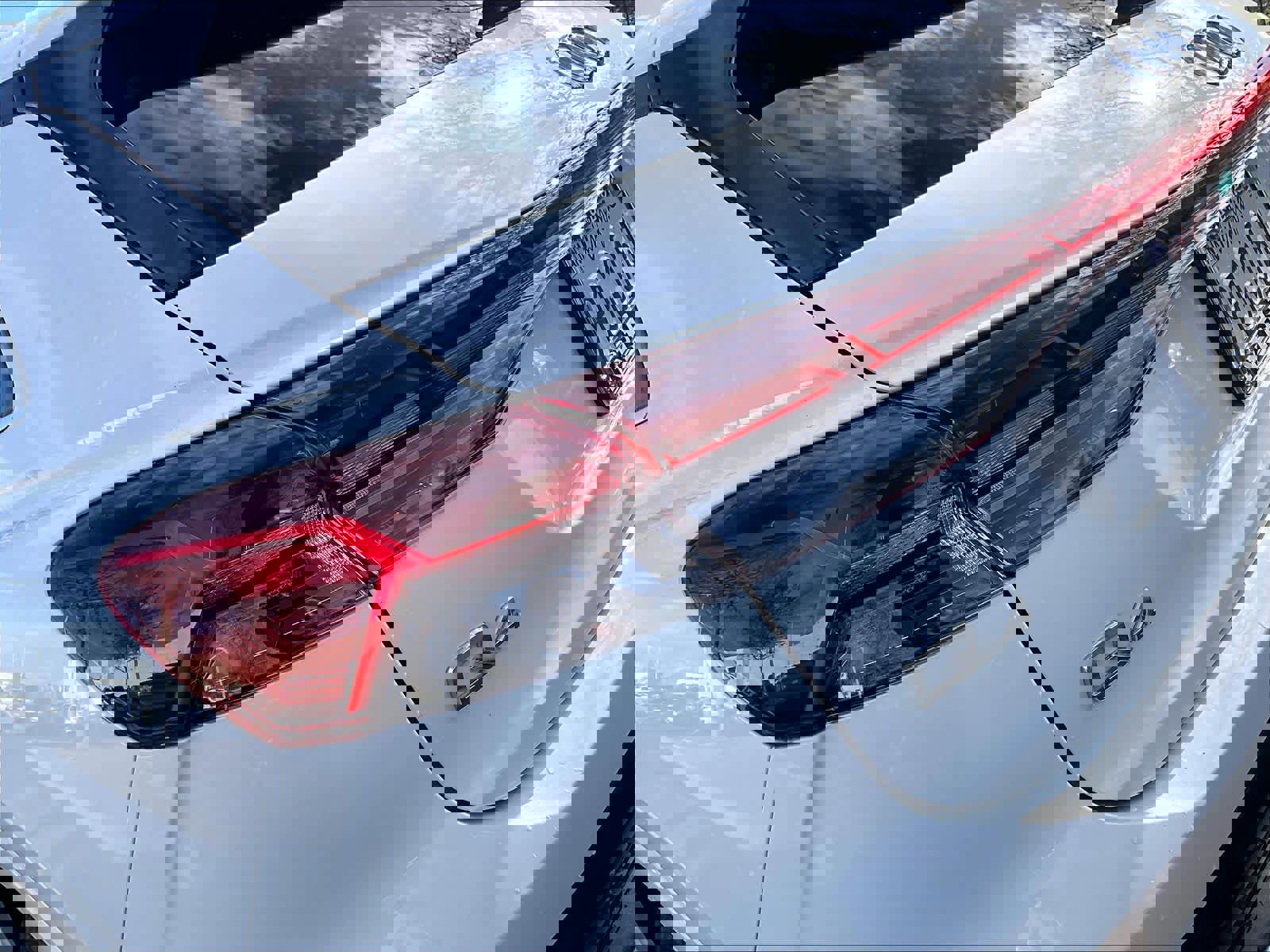 Used 2023 Audi Q4 e-tron Premium Plus image 32