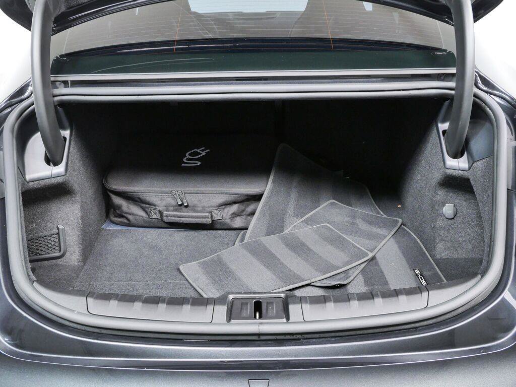Certified 2024 Porsche Taycan RWD image 31