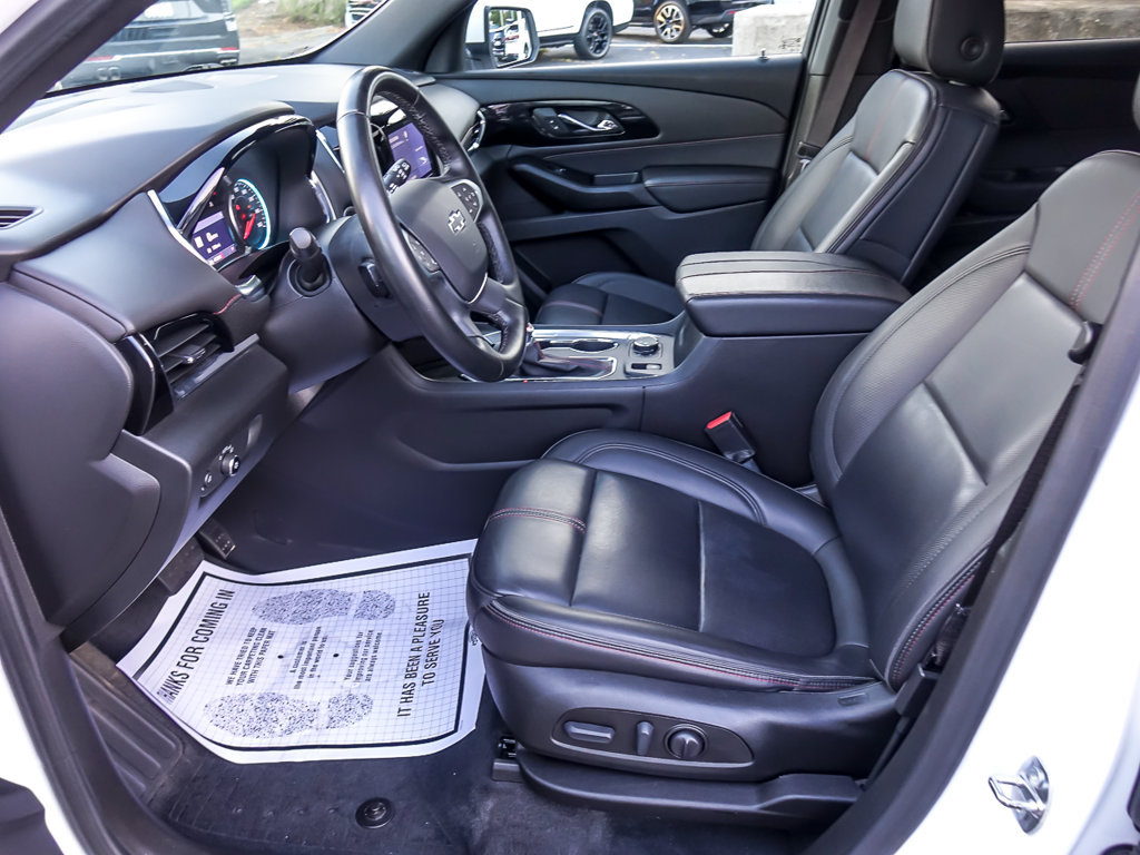 Used 2023 Chevrolet Traverse RS w/ LPO, Floor Liner Package AWD/4WD image 12