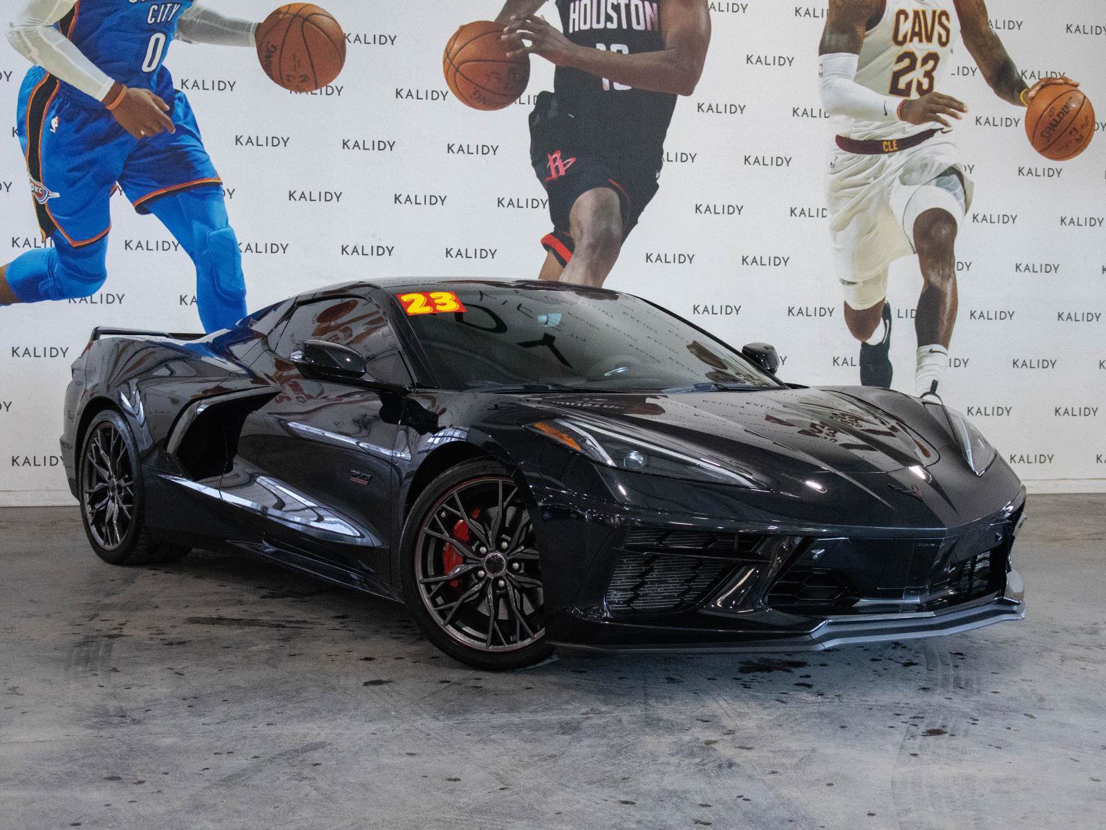 Used 2023 Chevrolet Corvette Stingray Premium Conv w/ Z51 Performance Package RWD image 2