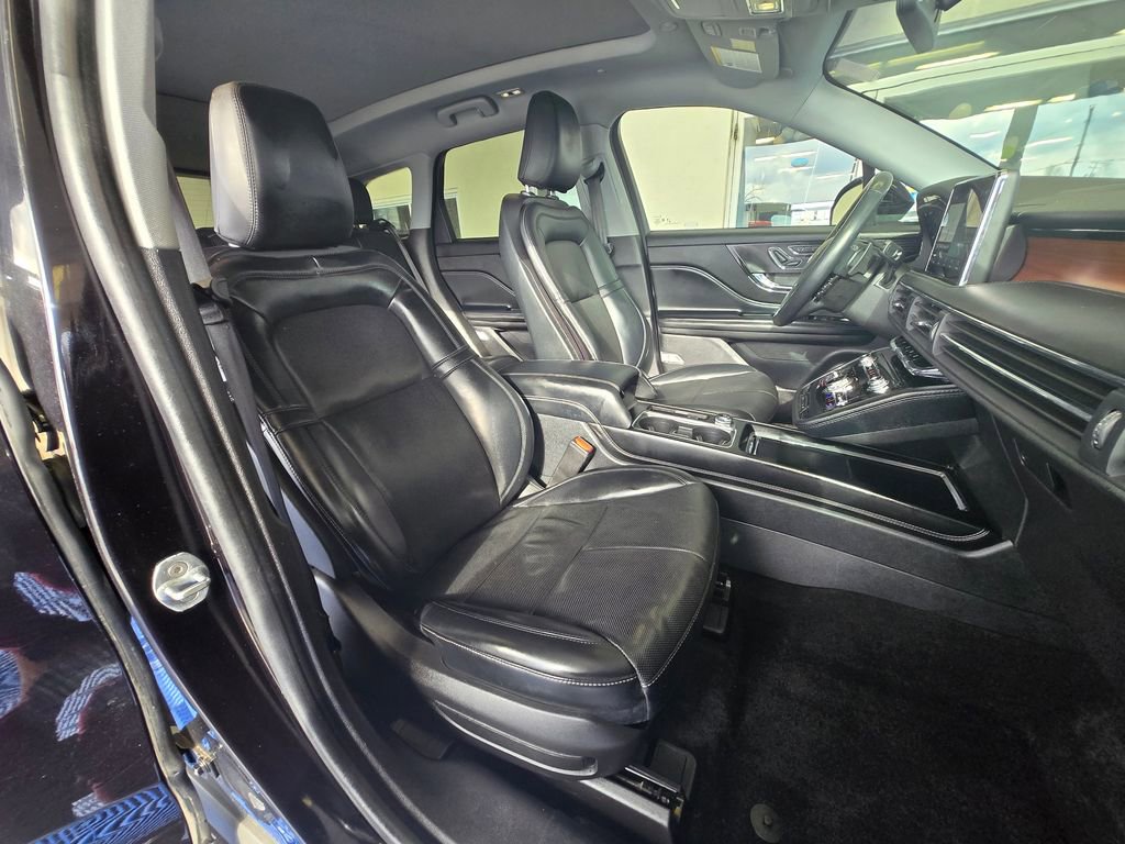 Used 2022 Lincoln Corsair Reserve w/ Equipment Group 201A image 27