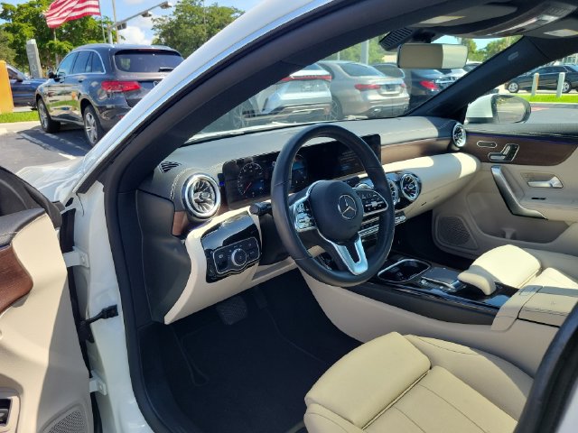 Used 2023 Mercedes-Benz CLA 250 image 14