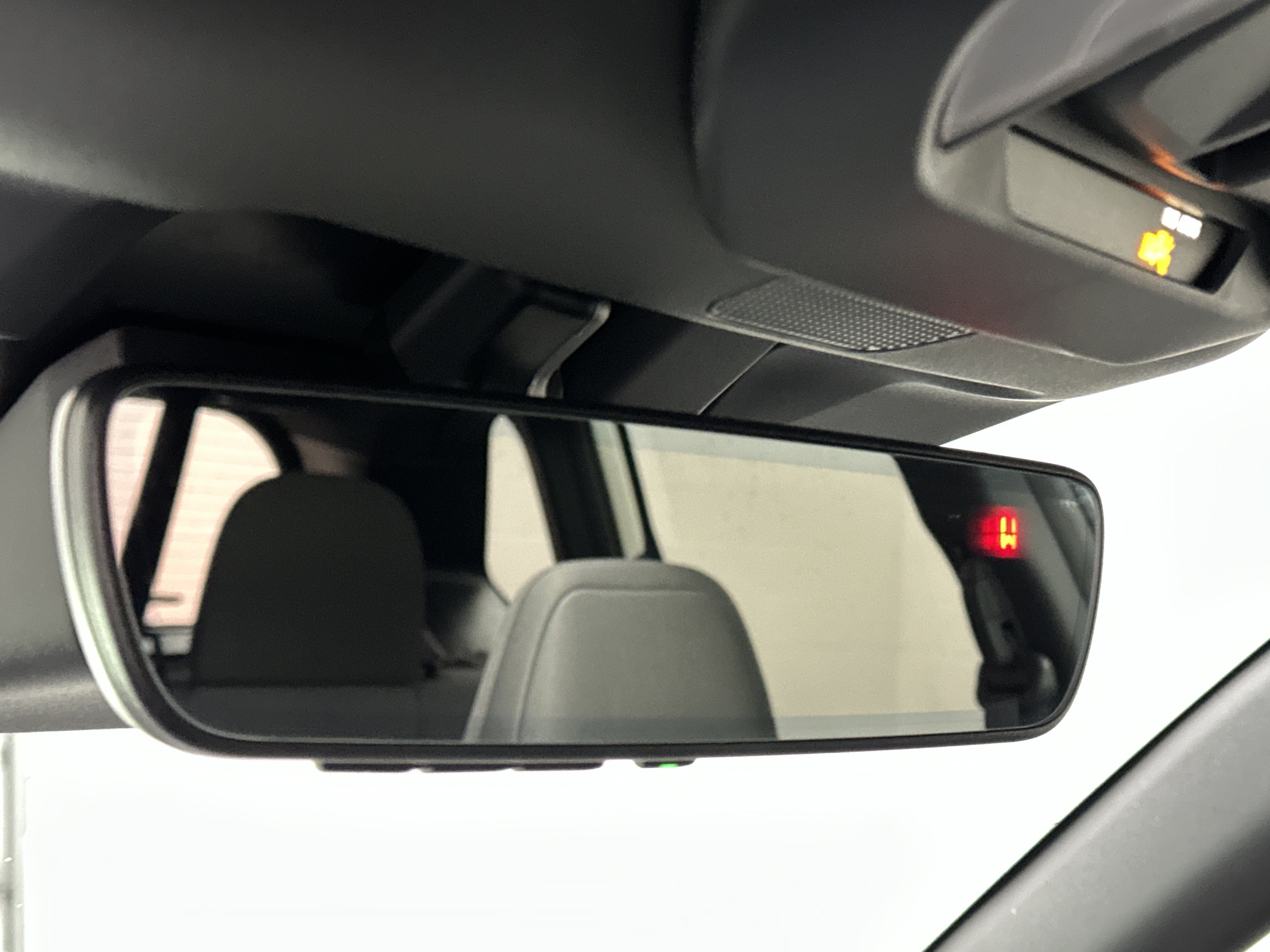 Used 2025 Subaru Forester Premium w/ Convenience Package #1 image 31