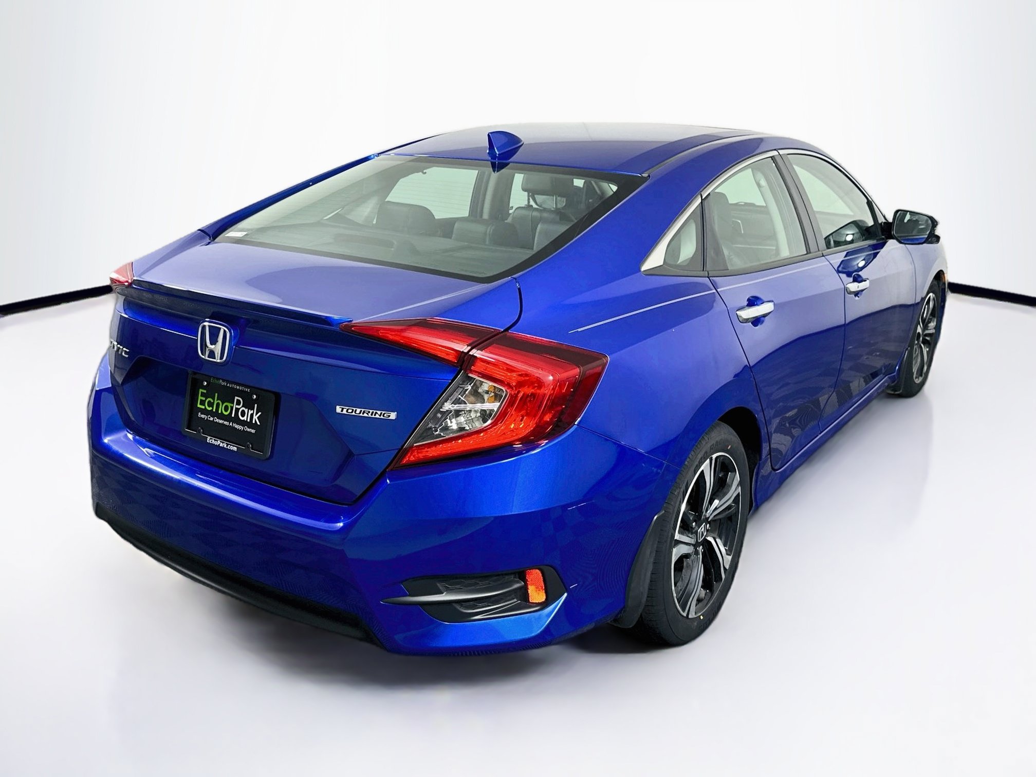 Used 2017 Honda Civic Touring image 9