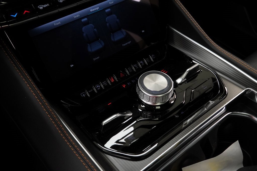 New 2025 Jeep Grand Wagoneer Series III w/ Rear Seat Video Group 1 image 30