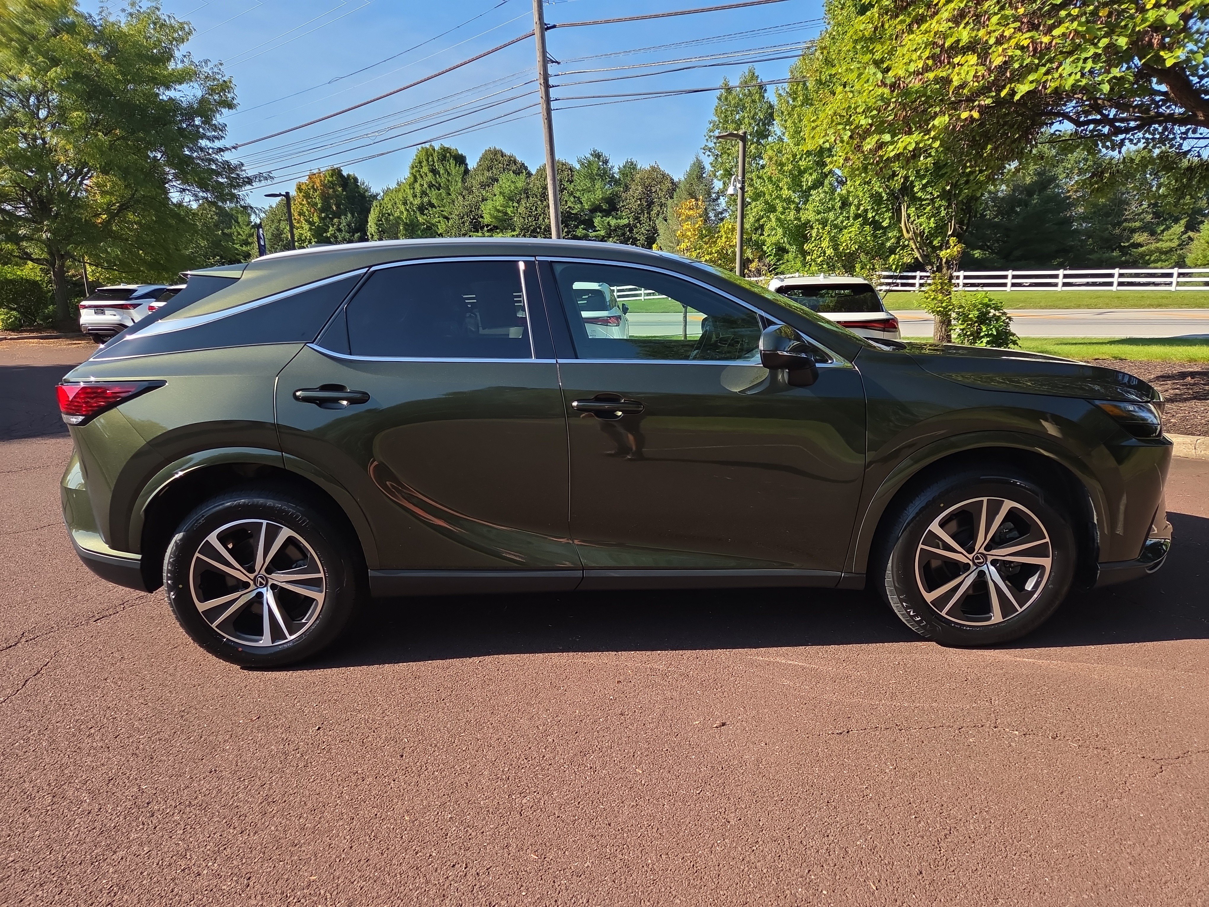 Certified 2024 Lexus RX 350 Premium w/ Cold Area Package AWD/4WD image 2