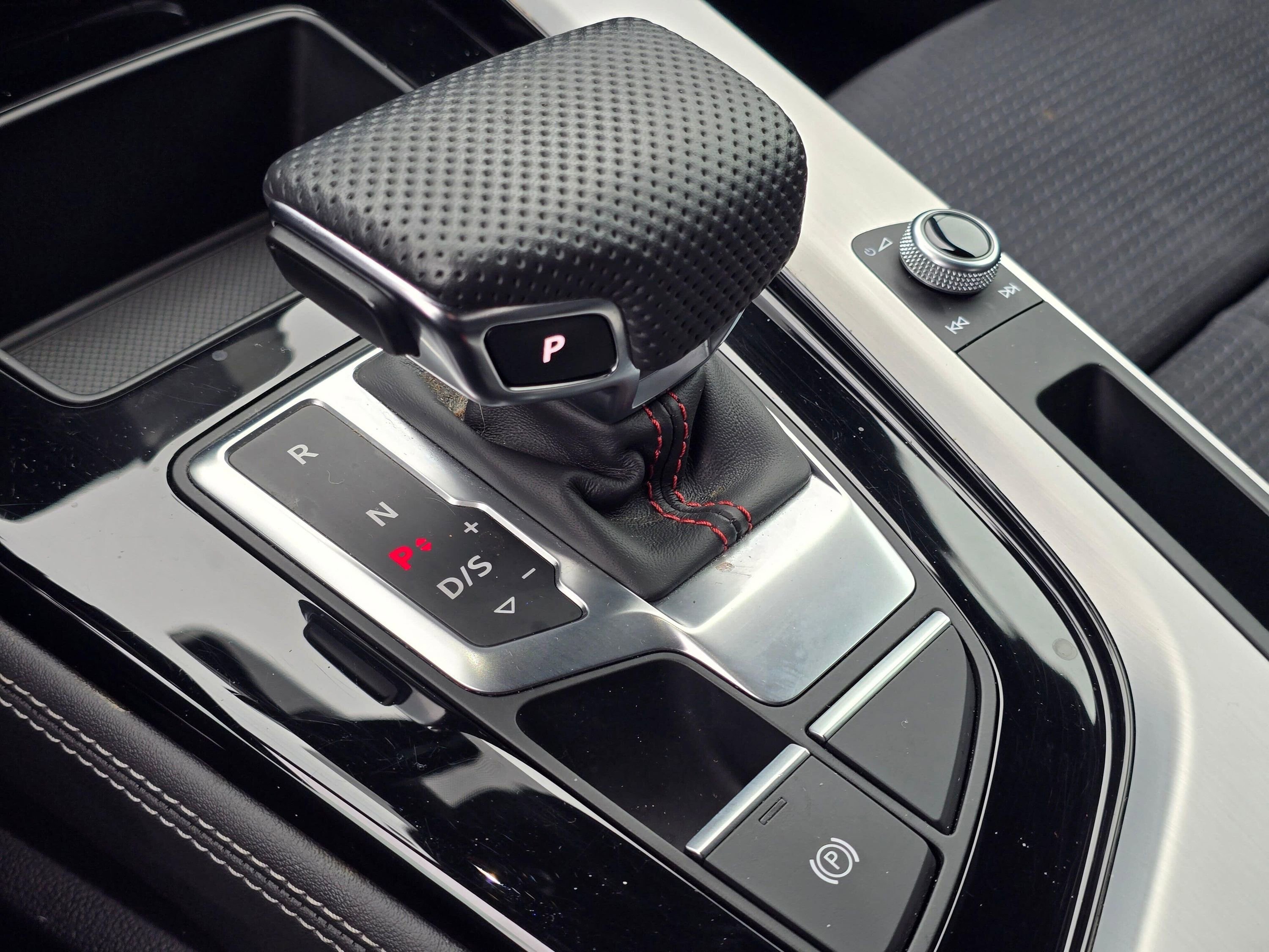 Used 2023 Audi A5 2.0T Premium Plus w/ Premium Plus image 17