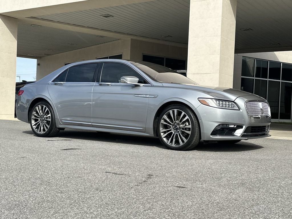 Used 2020 Lincoln Continental Reserve w/ Luxury Package image 9