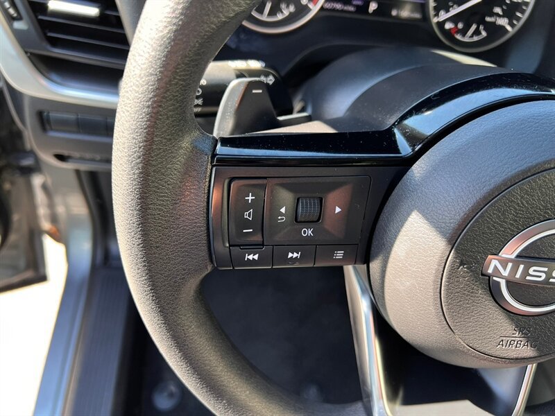 Used 2023 Nissan Rogue SV AWD/4WD image 24