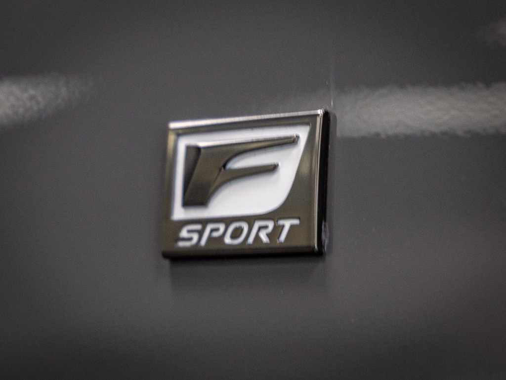 Used 2025 Lexus IS 350 F Sport RWD image 12