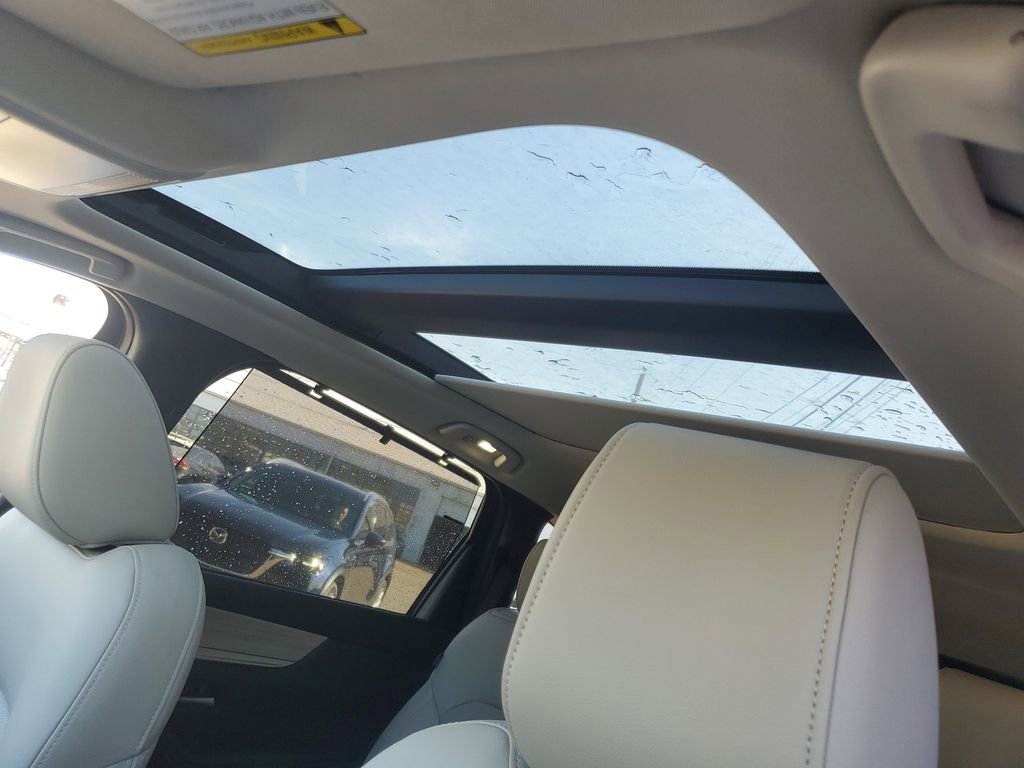 Used 2025 MAZDA CX-90 Plug-In Hybrid w/Premium Sport image 13