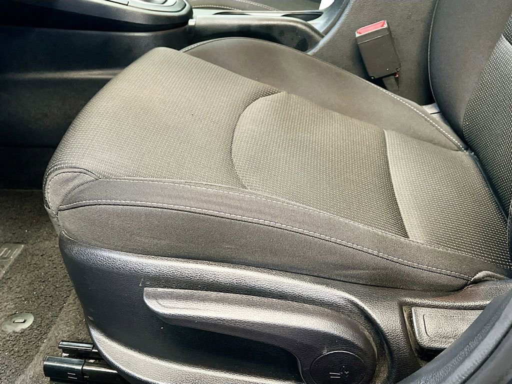 Used 2020 Kia Forte LXS image 18