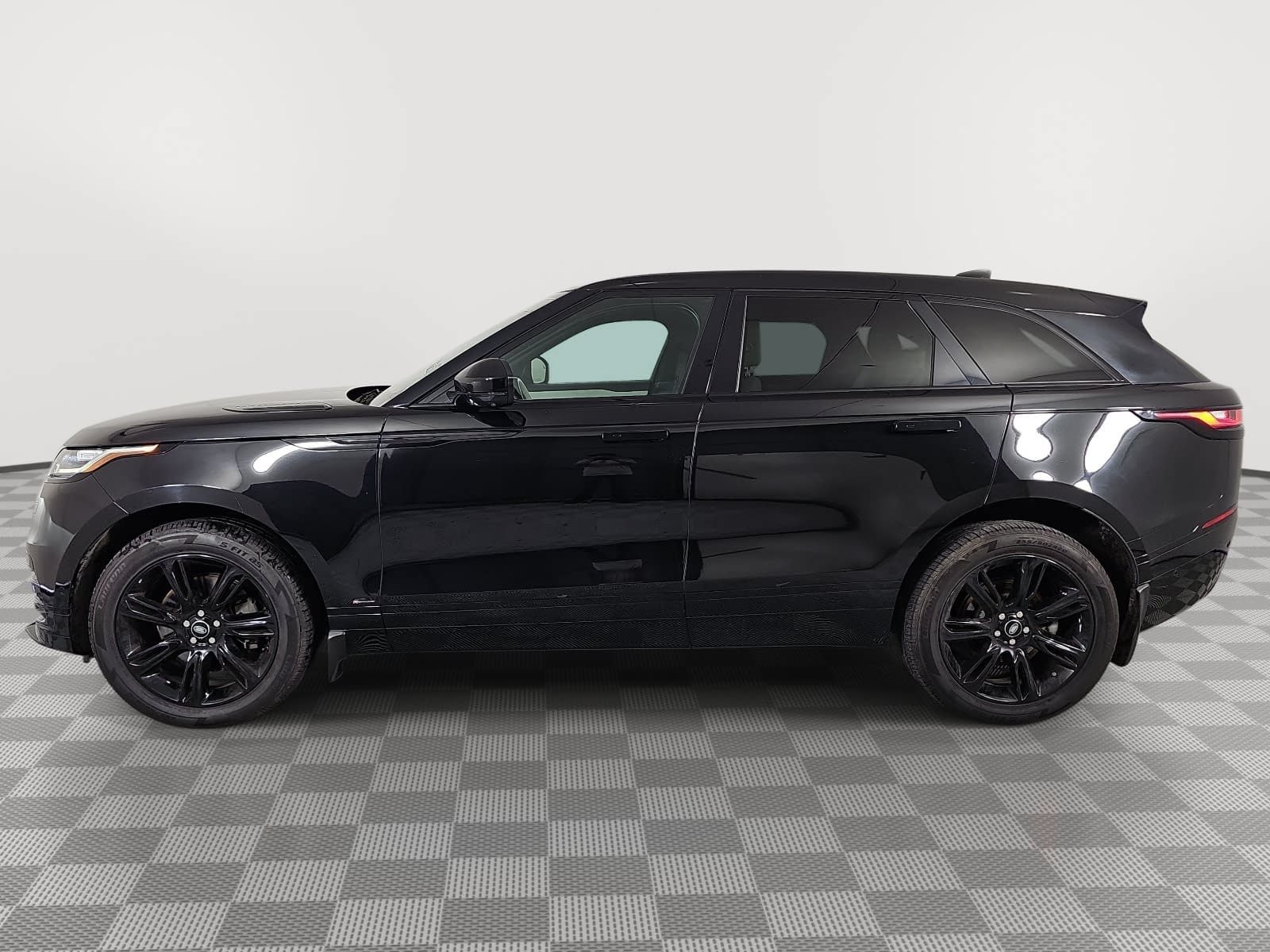 Used 2021 Land Rover Range Rover Velar R-Dynamic S AWD/4WD image 5