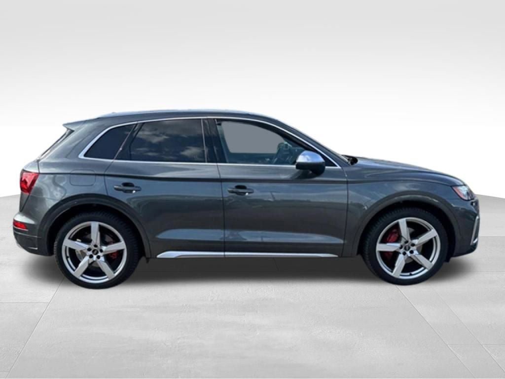 Used 2022 Audi SQ5 Premium Plus w/ Premium Plus Package AWD/4WD image 9