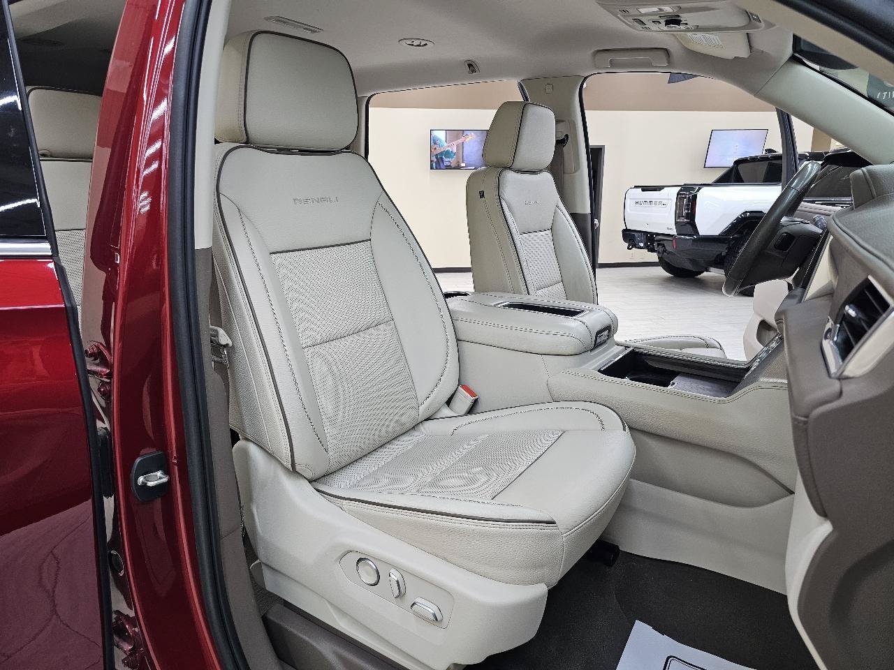 Used 2021 GMC Yukon Denali RWD image 21