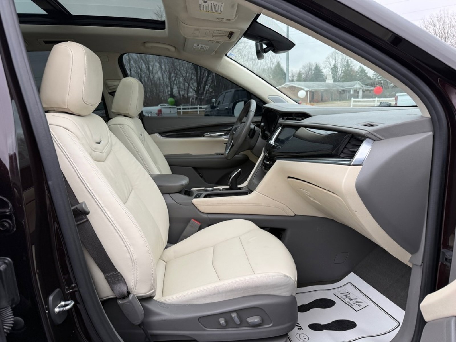 Used 2020 Cadillac XT6 Premium Luxury image 11