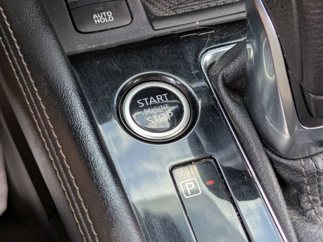 Used 2021 Nissan Kicks SR w/ SR Premium Package FWD image 27