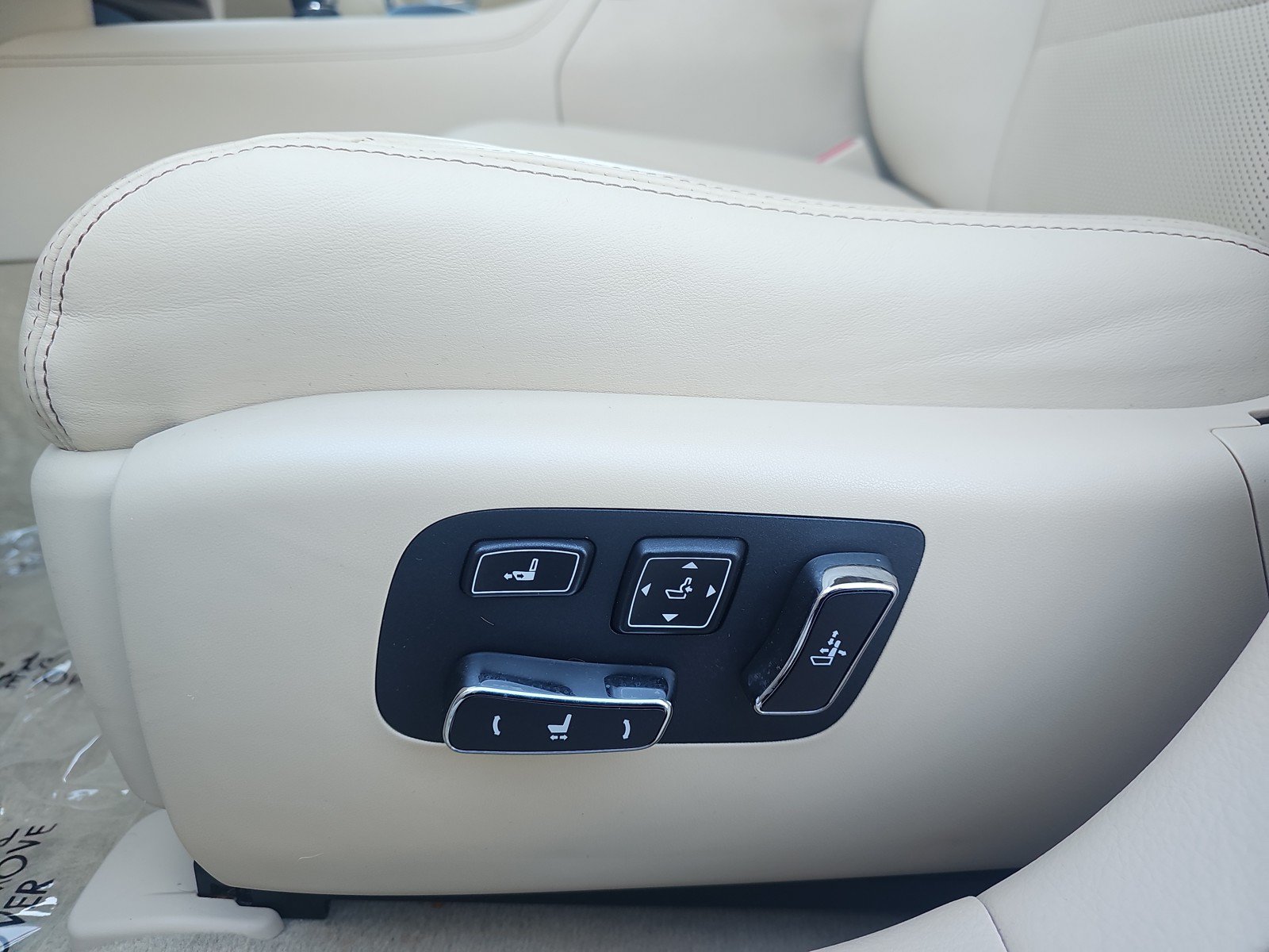 Used 2015 Lexus LS 460 L RWD image 15