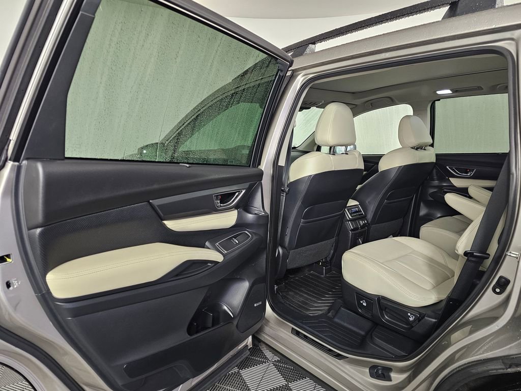 Used 2019 Subaru Ascent Limited w/ Popular Package #2A image 17