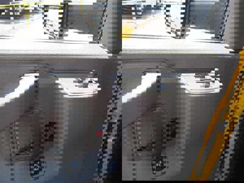 Used 2021 GMC Savana 3500 Extended w/ Power Convenience Package image 18