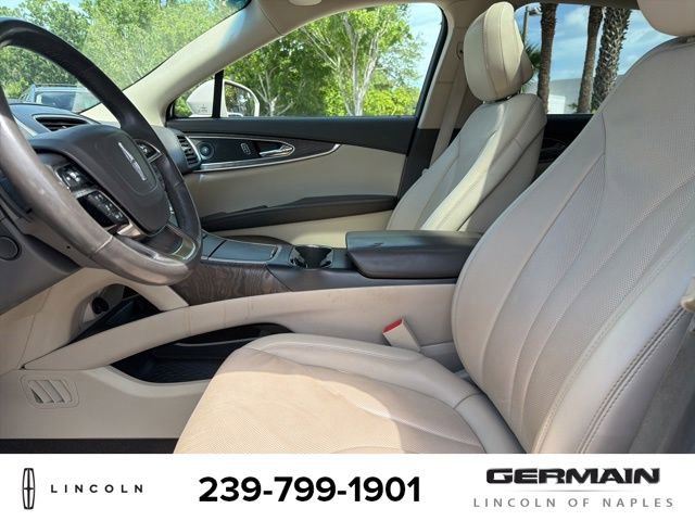 Used 2020 Lincoln Nautilus Reserve w/ Equipment Group 201A FWD image 12