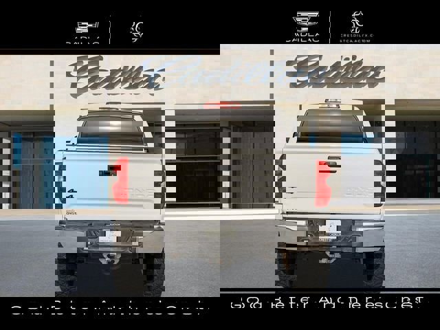 Used 2016 Toyota Tundra SR5 w/ SR5 Upgrade Package AWD/4WD image 4