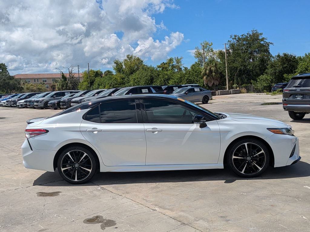 Used 2018 Toyota Camry XSE FWD image 9