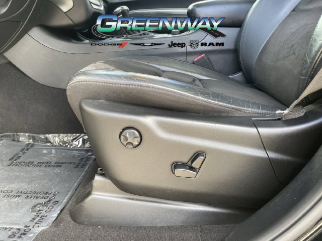 Used 2020 Dodge Durango R/T w/ Technology Group AWD/4WD image 19