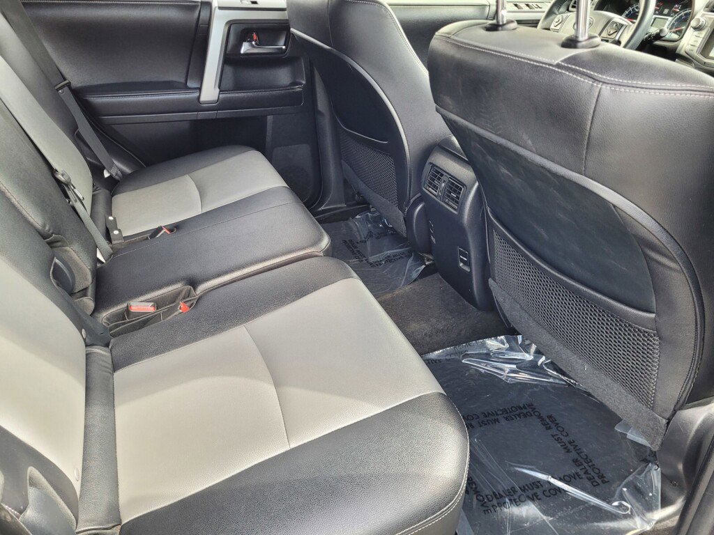 Used 2017 Toyota 4Runner SR5 Premium AWD/4WD image 19