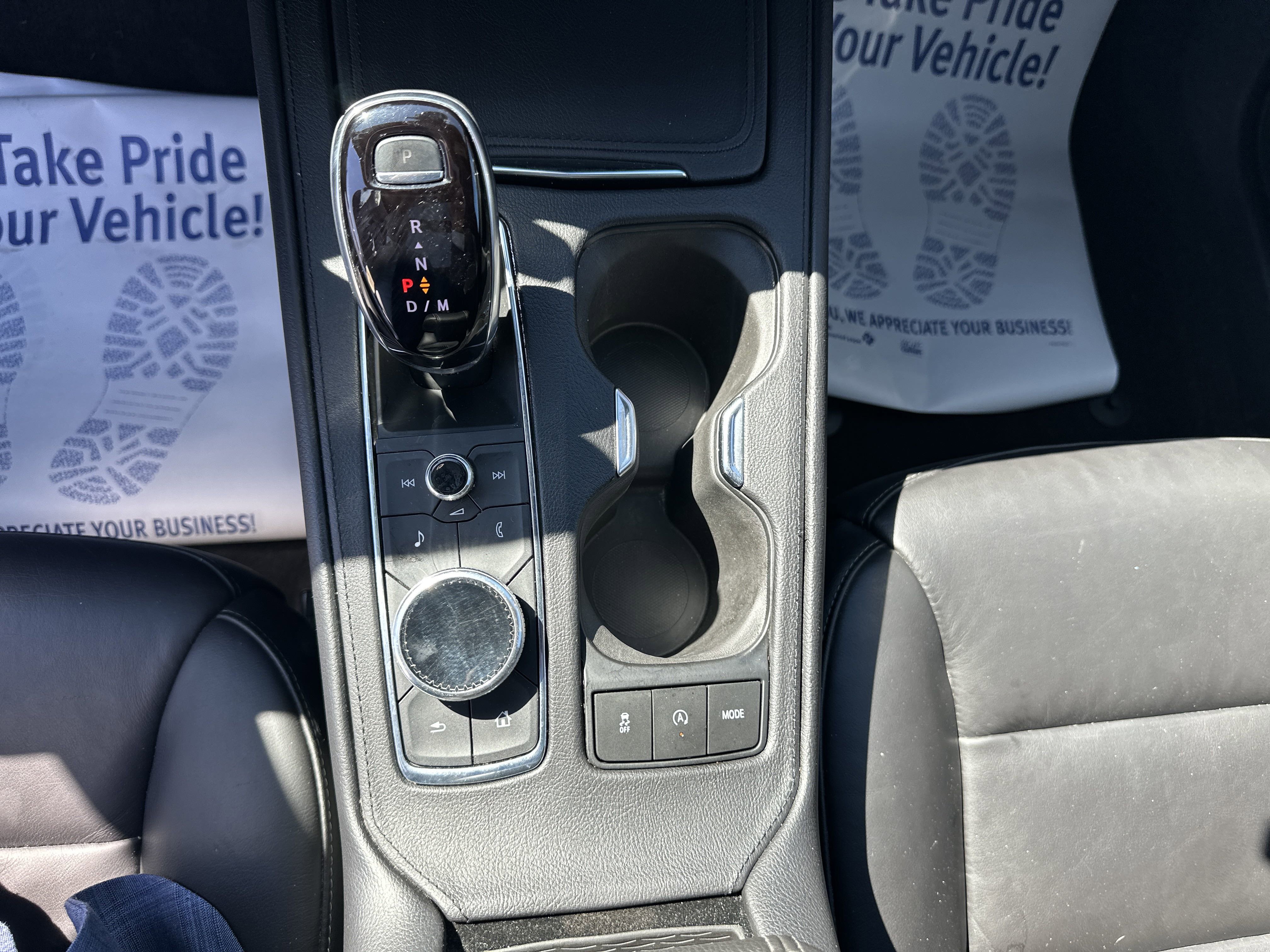 Used 2020 Cadillac XT4 Premium Luxury w/ Cold Weather Package image 31