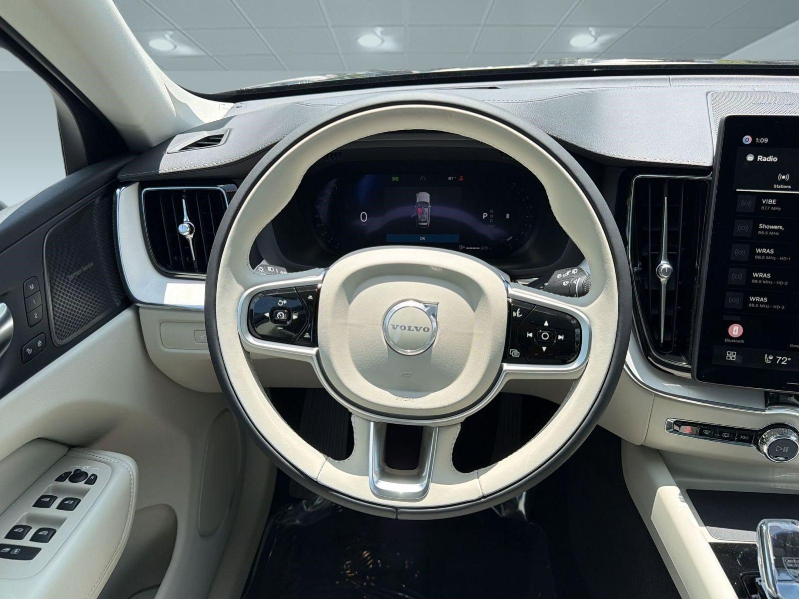 New 2026 Volvo XC60 B5 Ultra w/ Climate Package AWD/4WD image 17