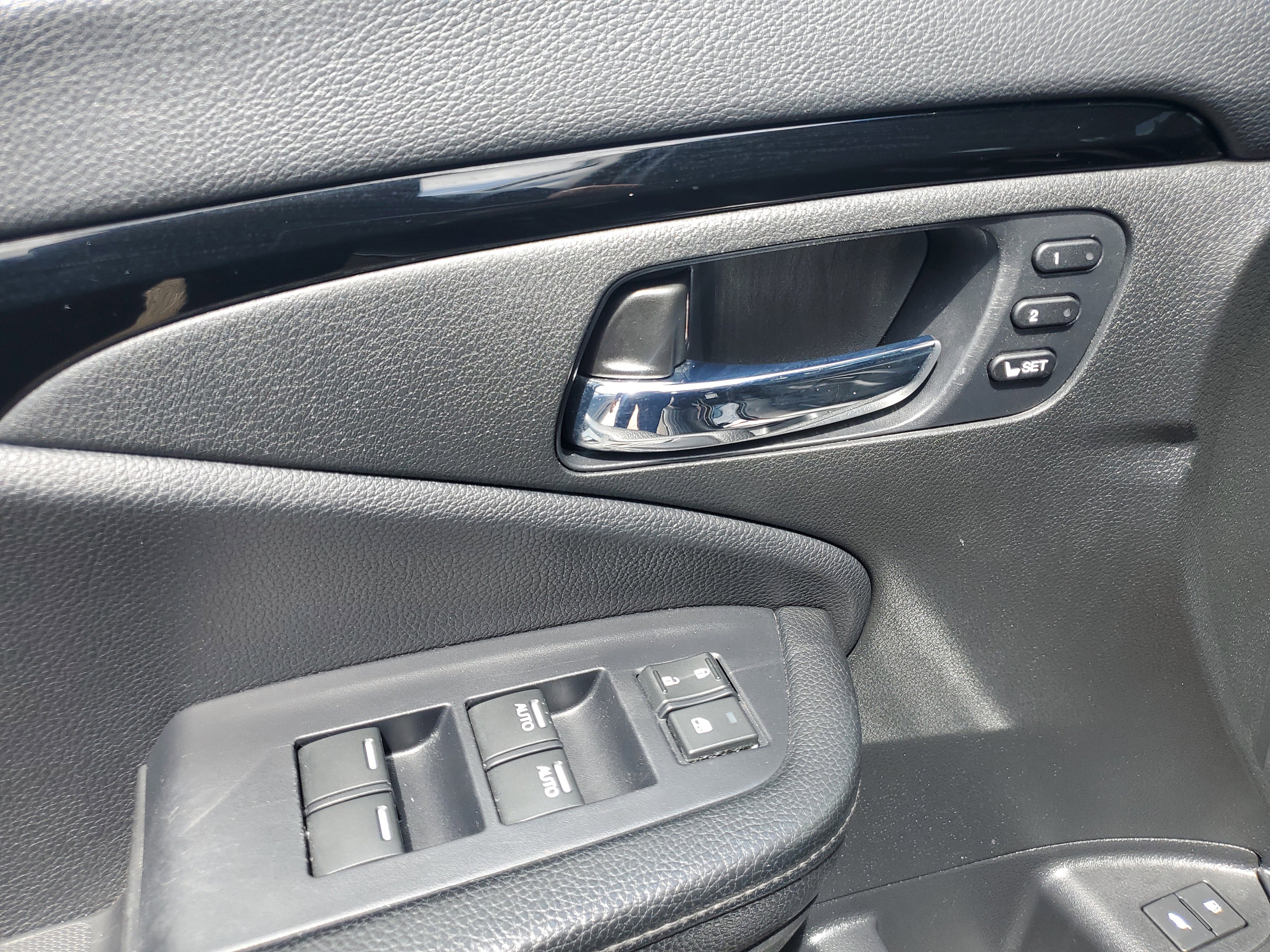 Used 2019 Honda Passport Touring image 17