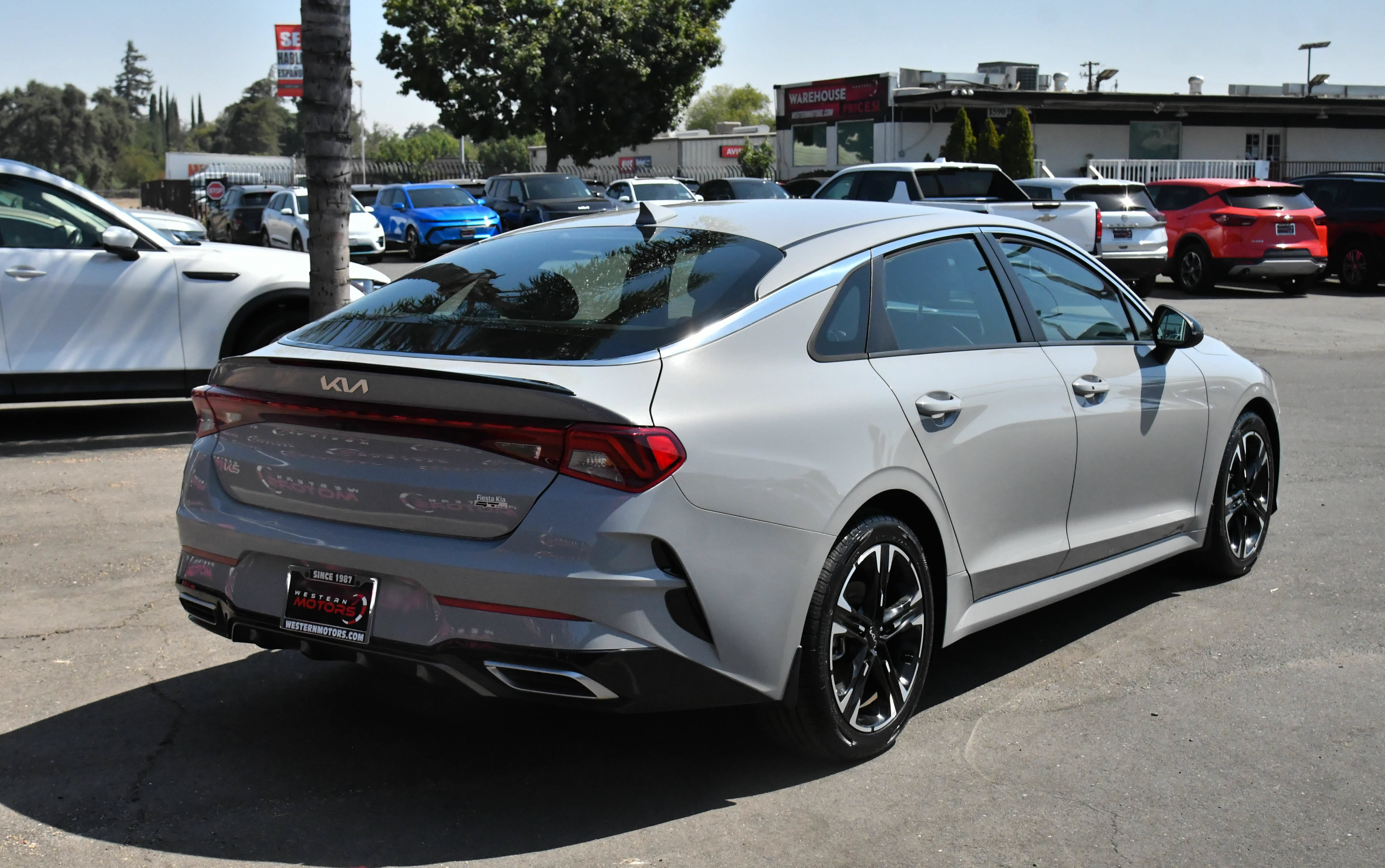 Used 2023 Kia K5 GT-Line w/ GT-Line Premium Package FWD image 8