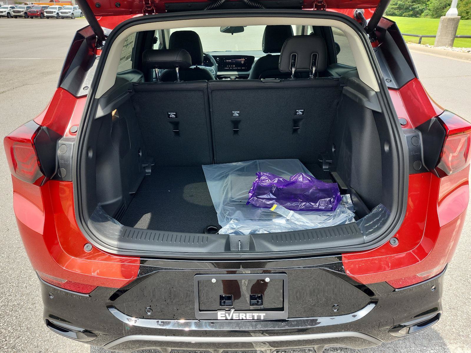New 2026 Buick Encore GX Sport Touring w/ Advanced Technology Package FWD image 9